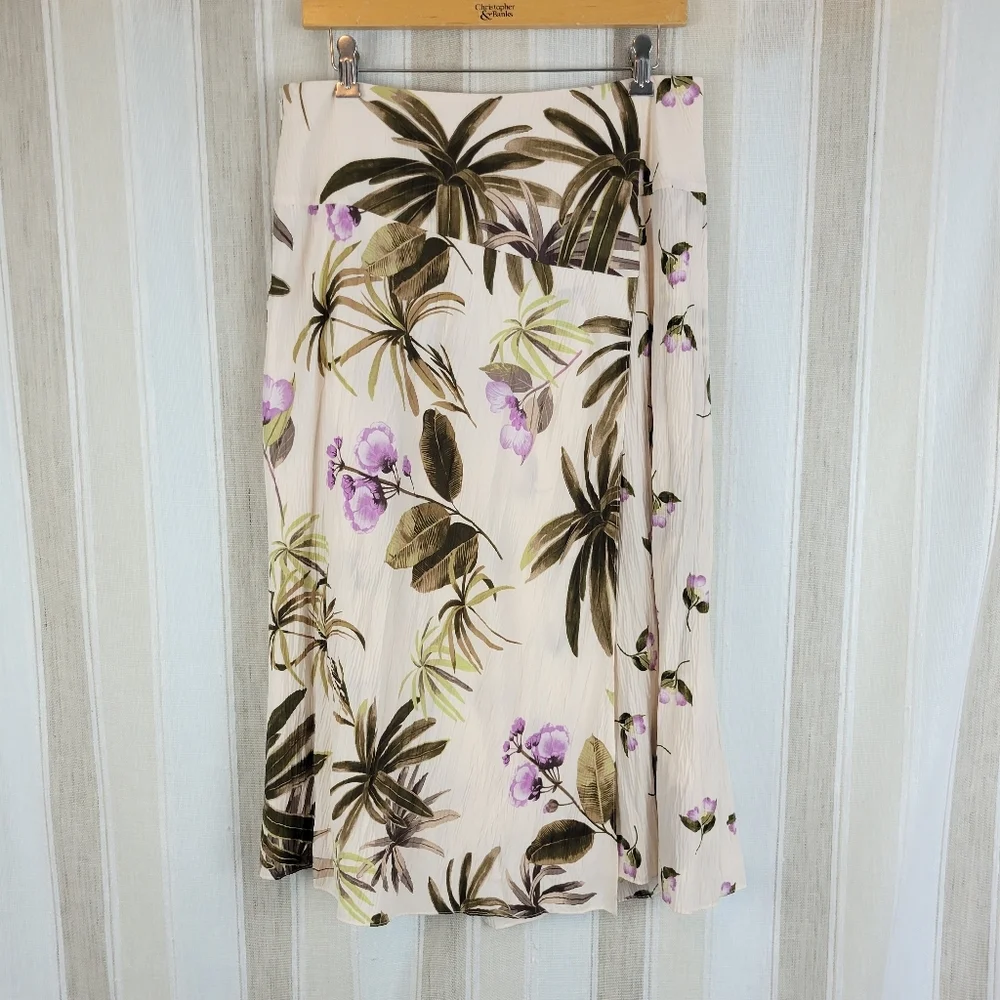 Vince Tropical Garden‎ Satin Skirt in Pale Alder Size 10